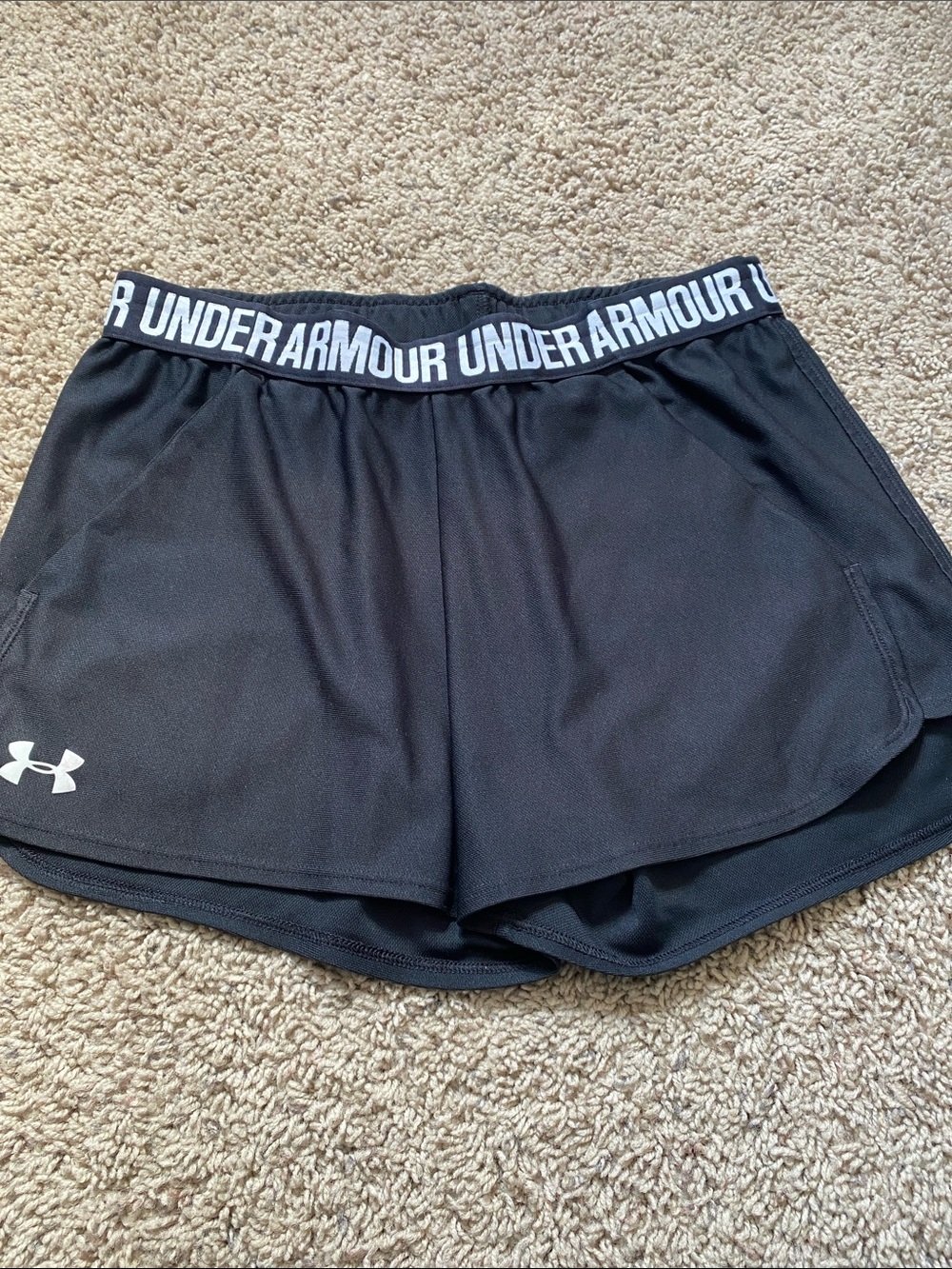 Under Armour Black Women's Athletic Shorts with Logo Waistband